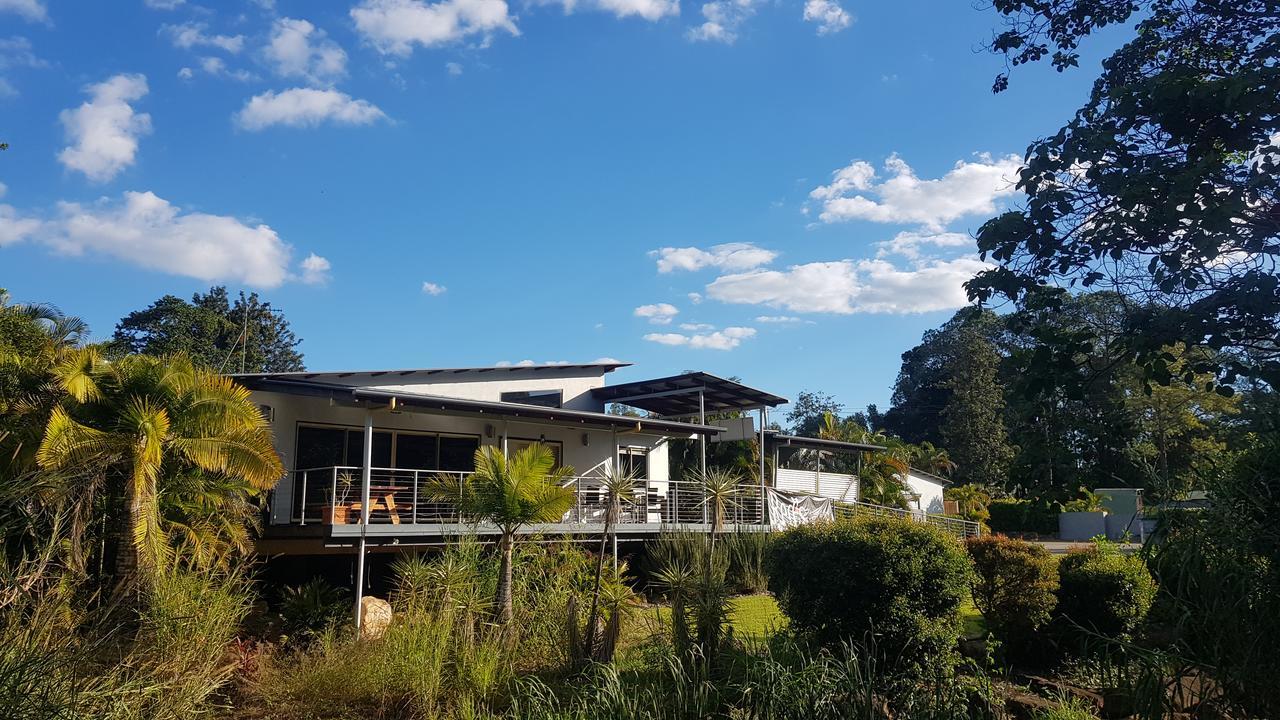 Red Bridge Motor Inn Woombye Exterior photo