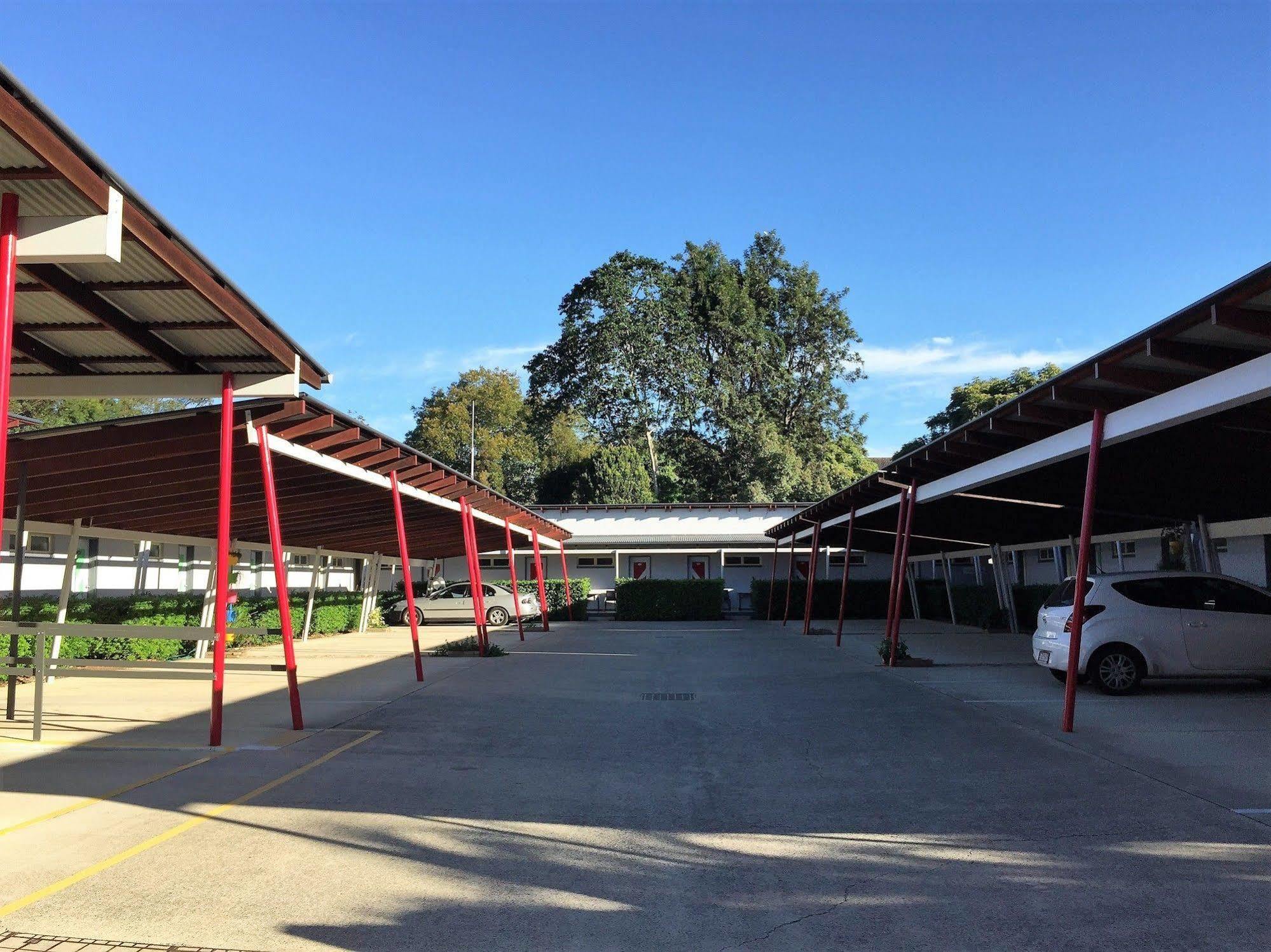 Red Bridge Motor Inn Woombye Exterior photo